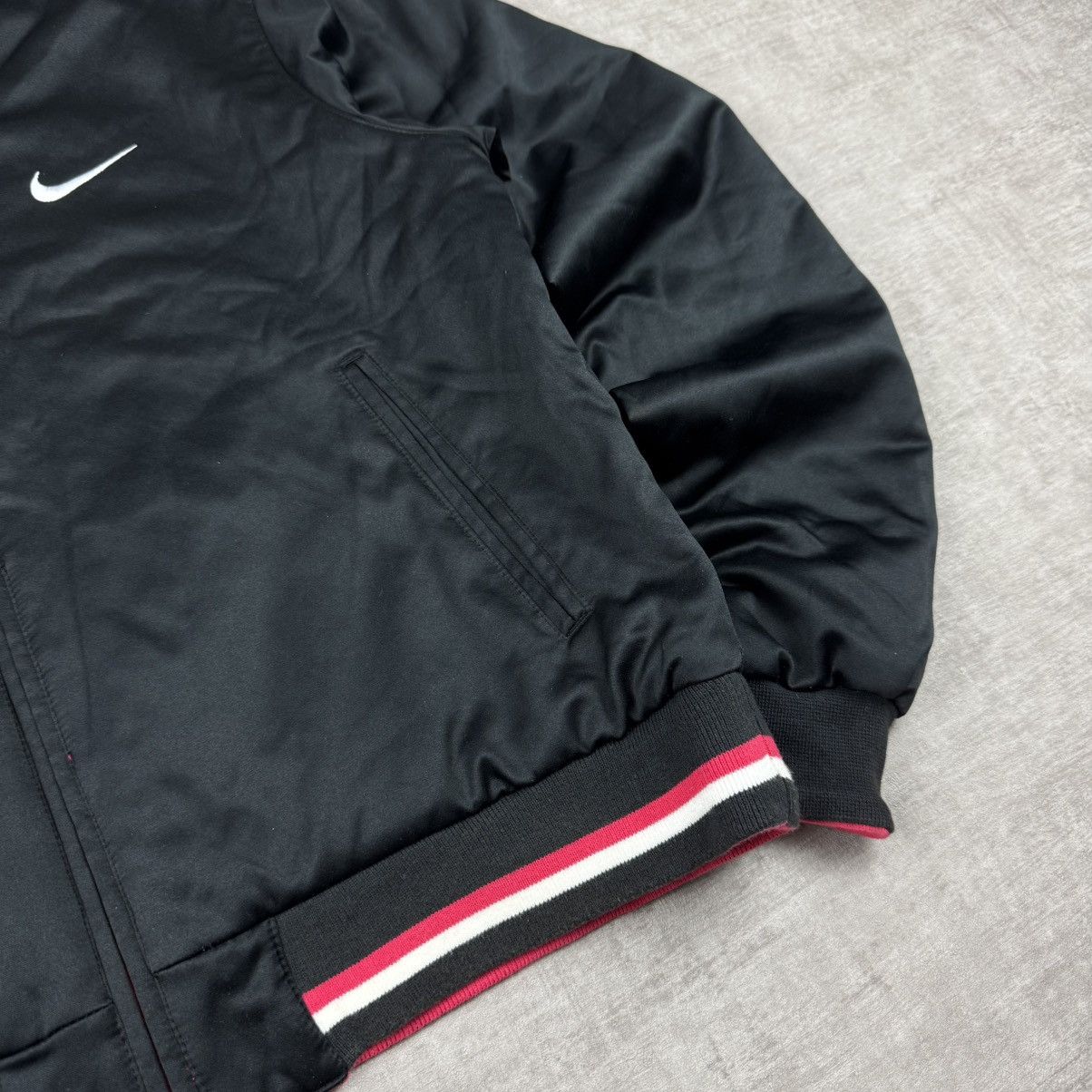 Nike Vintage Nike Reversible Jacket Size L / US 10 / IT 46 - 2 Thumbnail