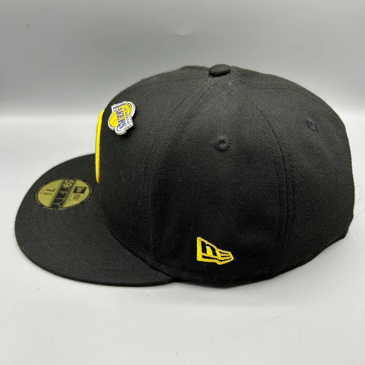 New Era Los Angeles LA Lakers NBA x Xlarge Hat Men 7 3/8 Fitted Cap Size ONE SIZE - 7 Thumbnail