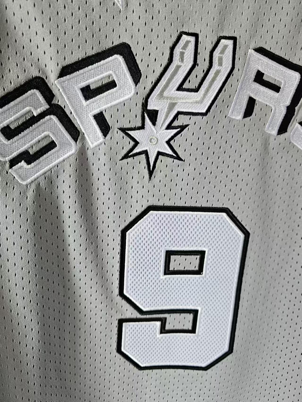 NBA San Antonio Spurs #9 Tony Parker Jersey L Size US L / EU 52-54 / 3 - 3 Thumbnail