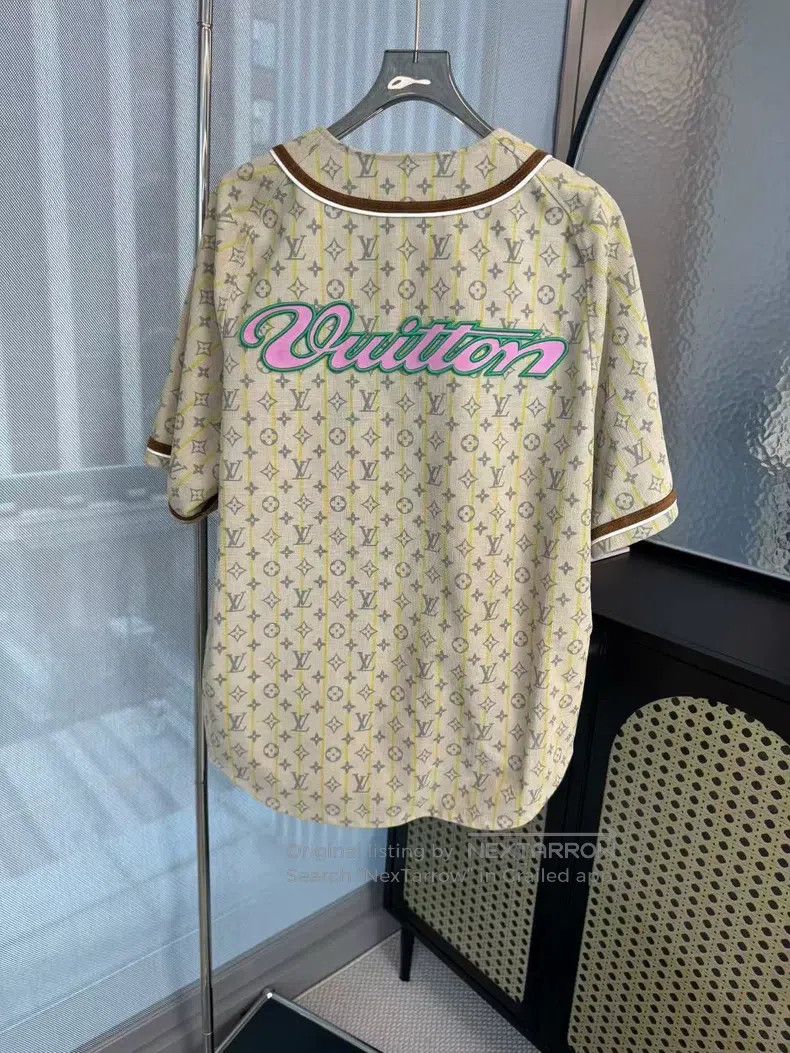 Louis Vuitton Louis Vuitton 25SS New Japanese Embroidered Baseball Shirt Size US L / EU 52-54 / 3 - 2 Thumbnail