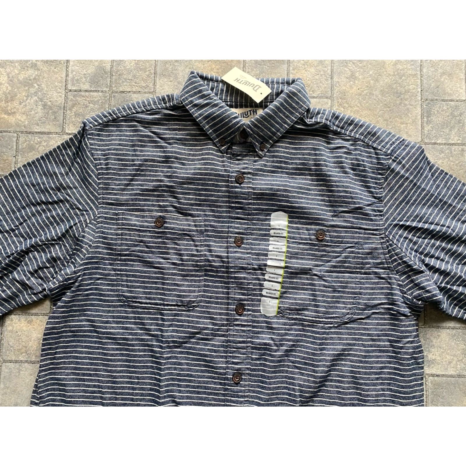 Vintage Duluth Shirt L Mens Dark Blue Flannel Button-Down Relaxed NWT Stripe Two Chest Pockets Size US L / EU 52-54 / 3 - 4 Thumbnail