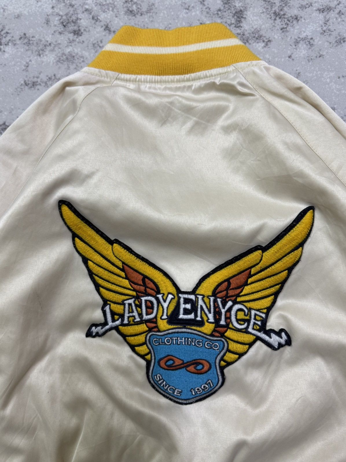 Enyce Lady Enyce Backhit Logo Cropped Bomber Jacket Size S / US 4 / IT 40 - 15 Thumbnail