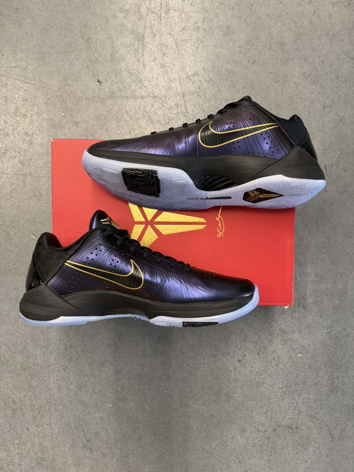 Nike 2025 Nike Kobe 5 Protro Year of the Mamba Eggplant Size US 8.5 / EU 41-42 - 2 Thumbnail