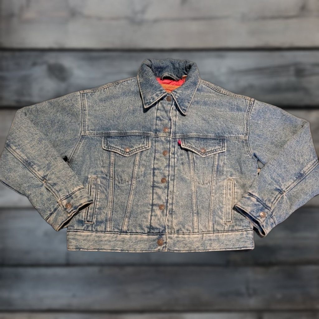 Levi's Levi's Women's Padded Trucker Denim Jacket Small Blue Oversized 90s Classic Size 28" / US 6 / IT 42 - 1 Thumbnail
