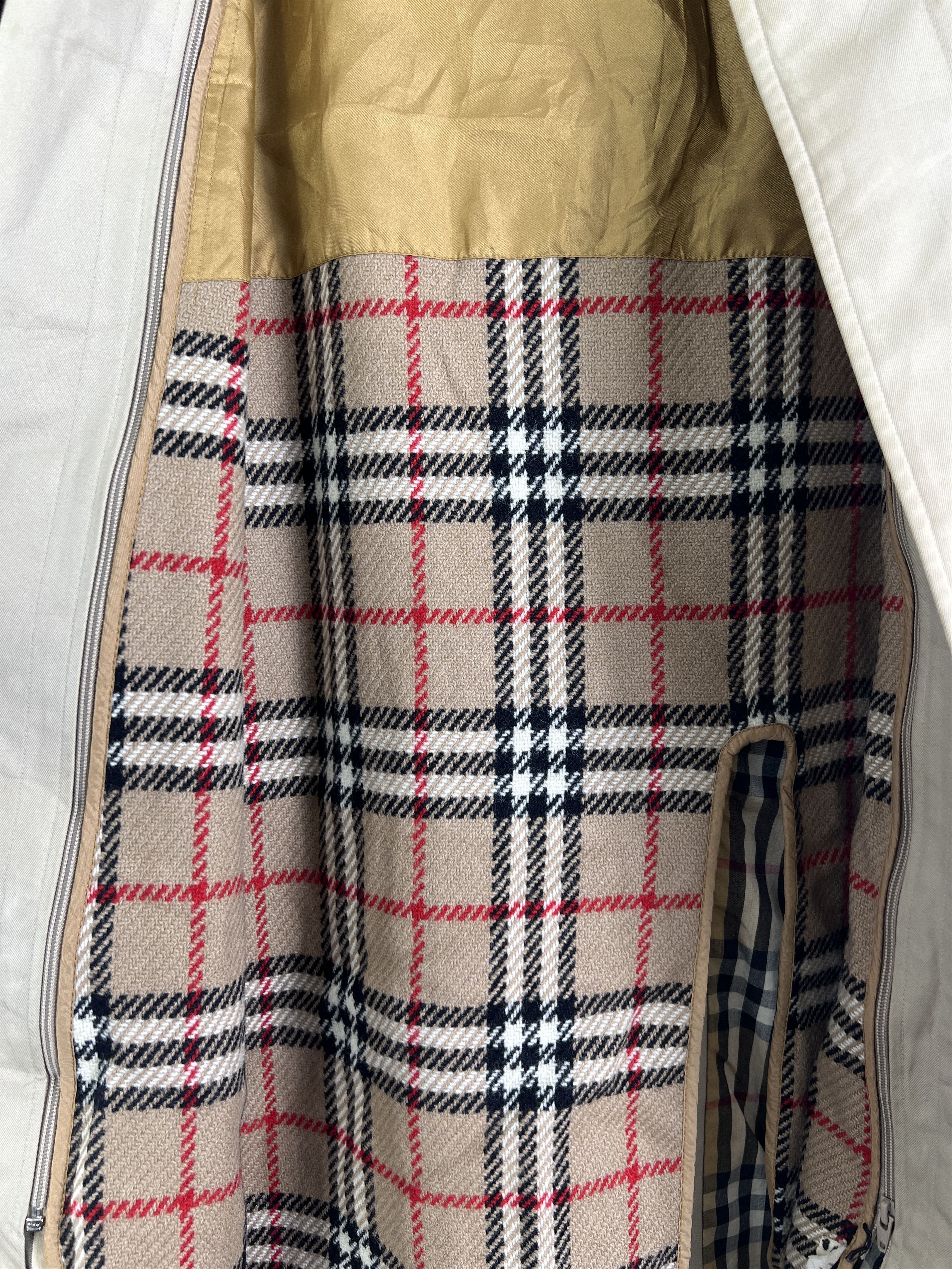 Burberry Vintage Burberrys Lined Plaid Coat GTMPT850 Size US M / EU 48-50 / 2 - 4 Thumbnail