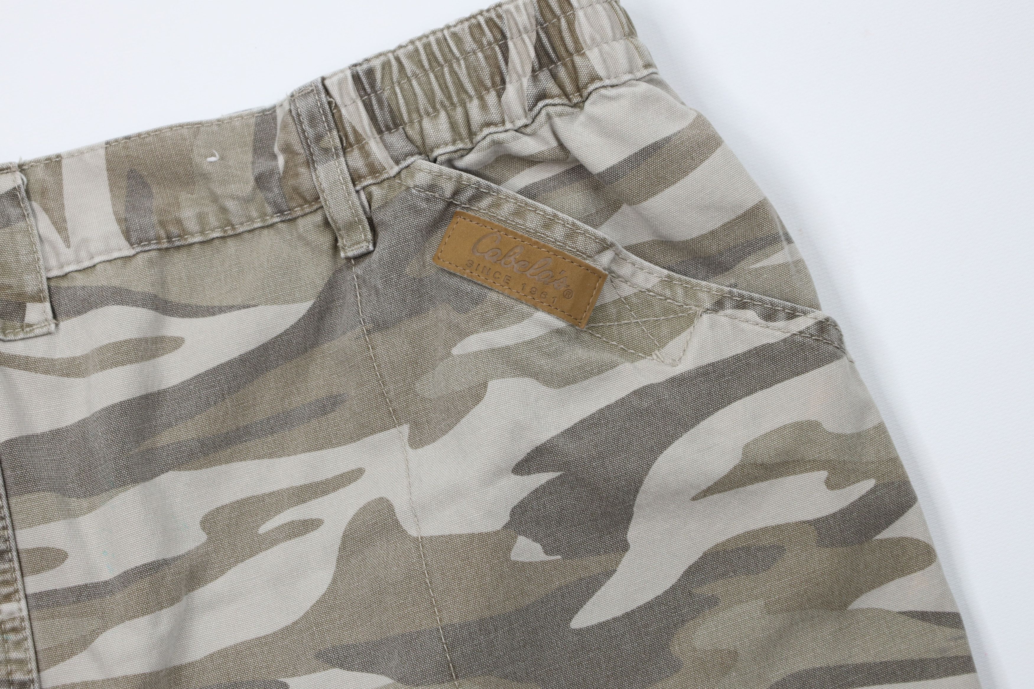 Cabelas Vintage Cabelas Knee Canvas Camouflage Cargo Shorts Cotton Size US 36 / EU 52 - 12 Thumbnail