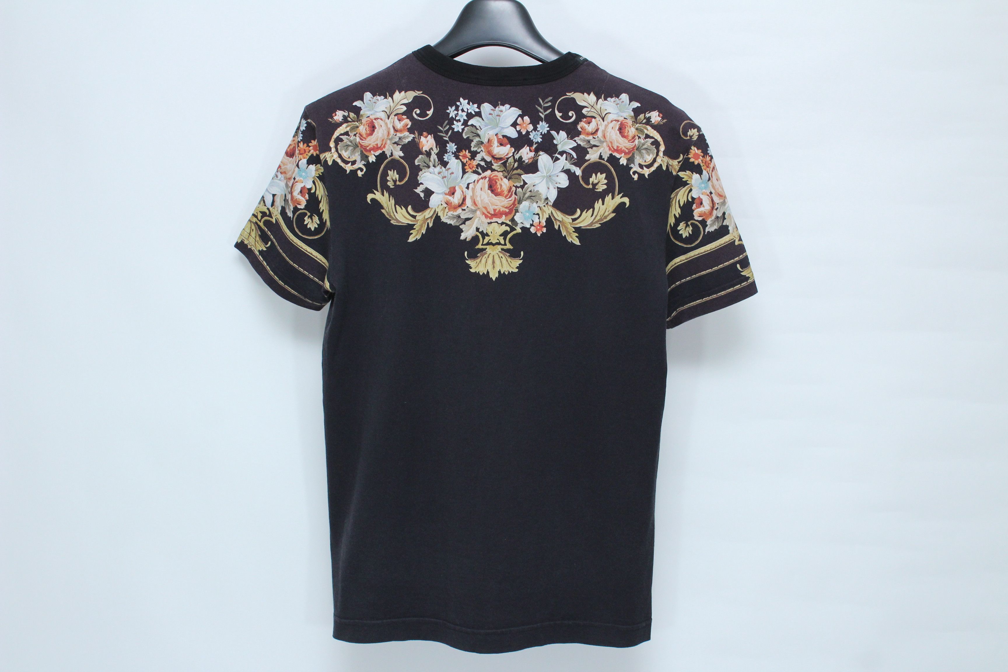 Dolce & Gabbana Dolce & Gabbana Baroque Floral Crown Logo Tee Black Size 44 Size US S / EU 44-46 / 1 - 5 Thumbnail
