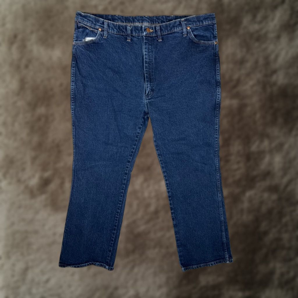 Wrangler VINTAGE Wrangler Jeans Regular Fit Cowboy Blue Denim 44x30 Mens Pants Cowboy Western 5-Pocket Blue Jeans Size US 44 / EU 60 - 1 Thumbnail