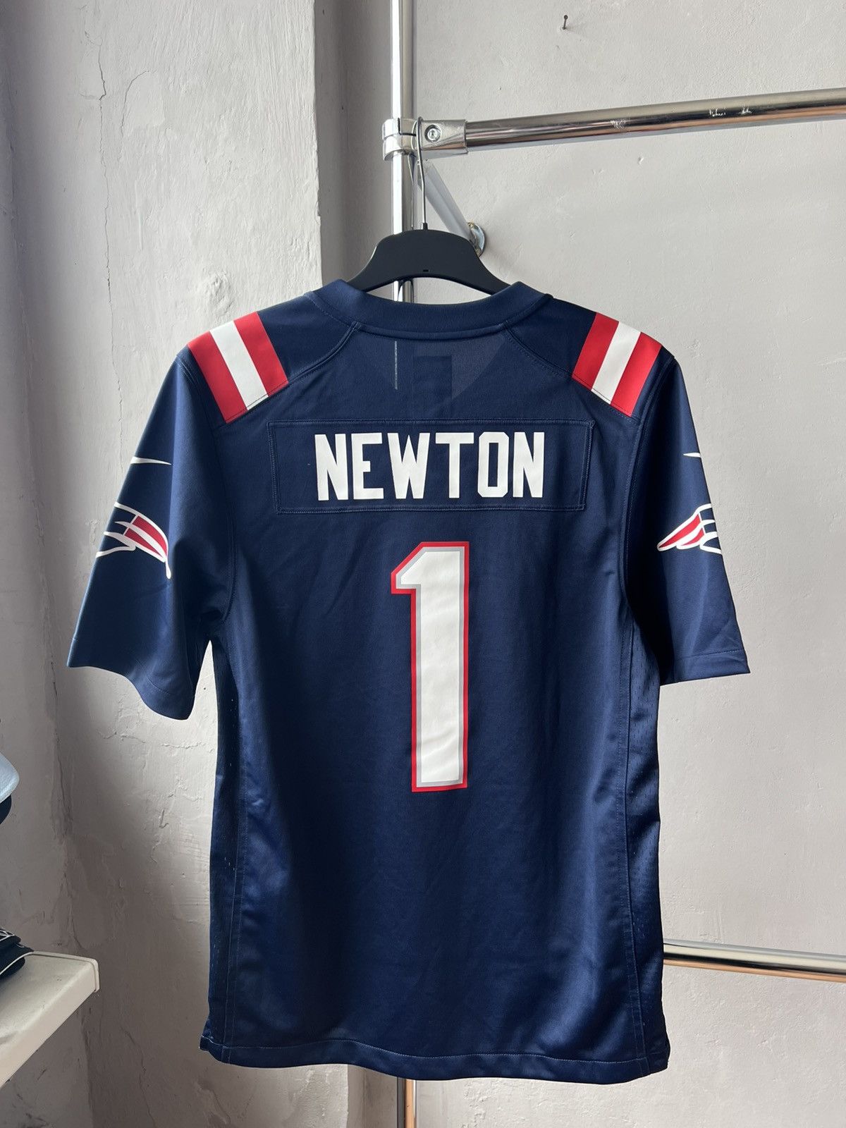 NFL 2021 NFL USA New England Patriots #1 Newton Football shirt Size US S / EU 44-46 / 1 - 11 Thumbnail