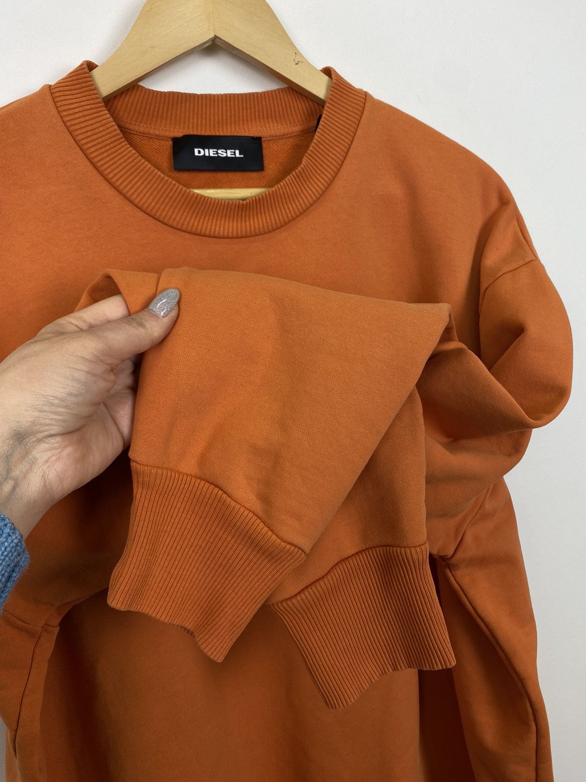 Diesel Vintage Y2K Diesel Sweatshirt Crewneck Big Embroidered logo Size US L / EU 52-54 / 3 - 7 Thumbnail