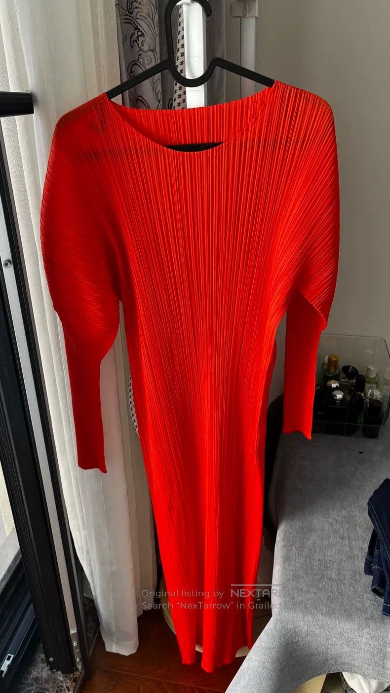 Issey Miyake Issey Miyake Red Dress Size L / US 10 / IT 46 - 1 Thumbnail