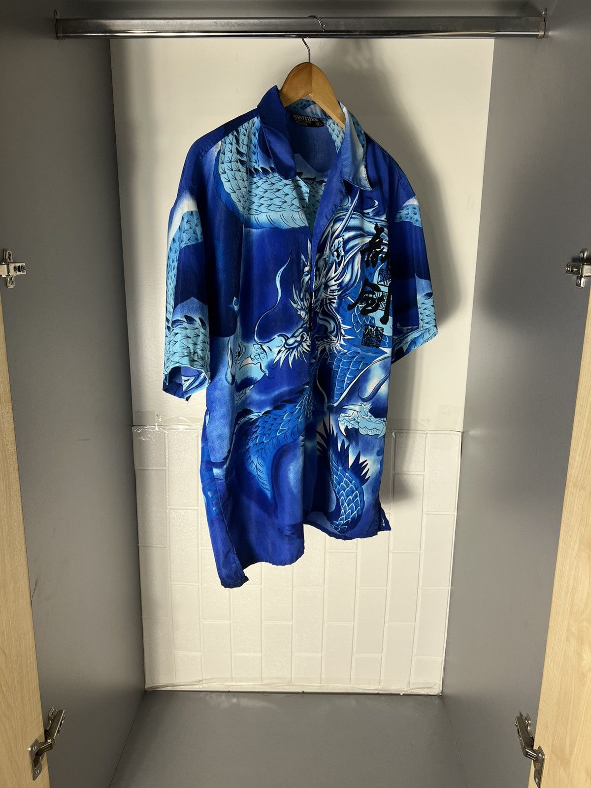 Japanese Brand VINTAGE DRAGONS HAWAII SHIRT DESIGNER JAPAN STYLE RETRO 90s Size US XL / EU 56 / 4 - 5 Thumbnail