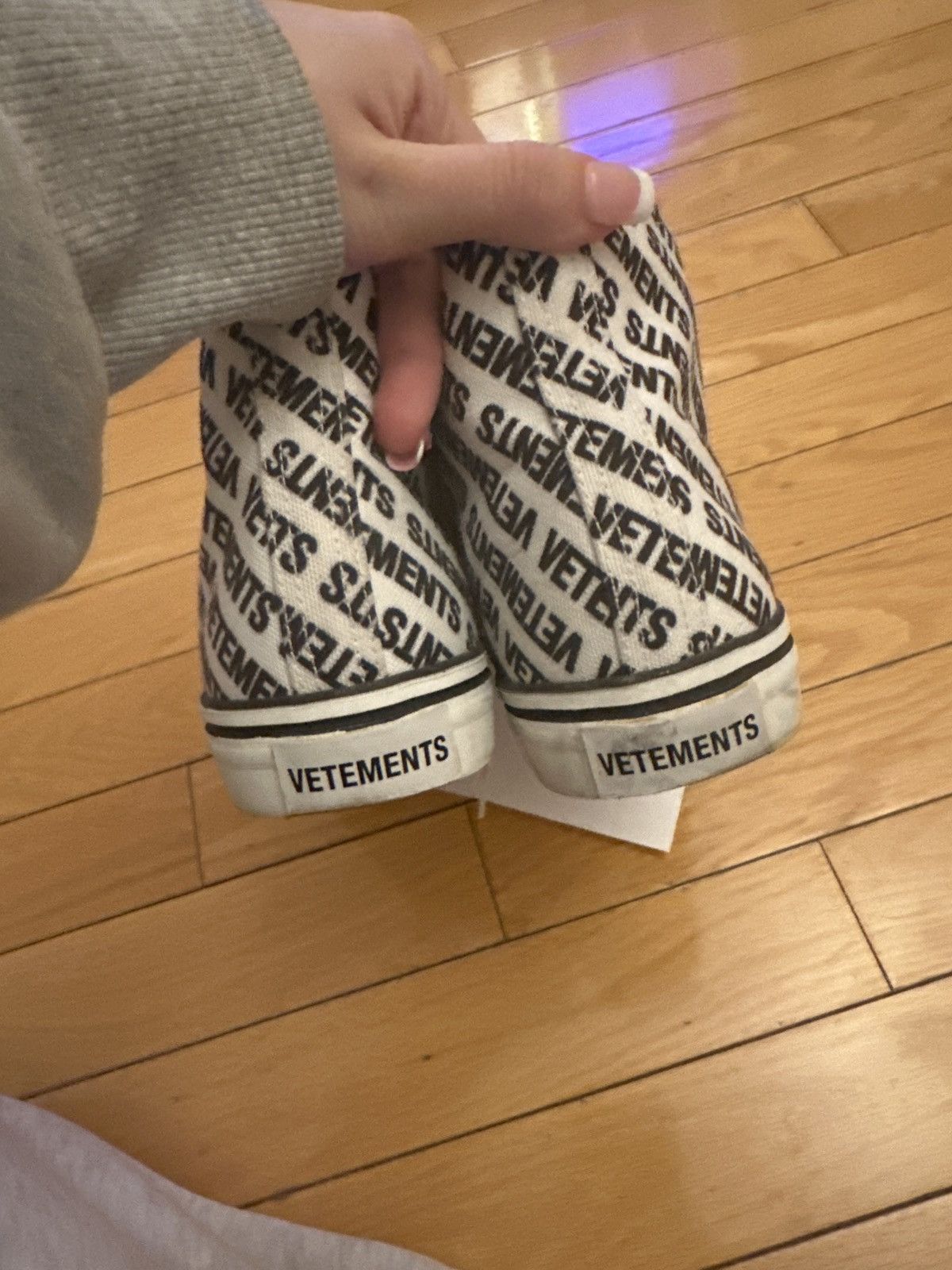 Vetements Vetements high top sneakers Size US 6 / EU 39 - 2 Thumbnail