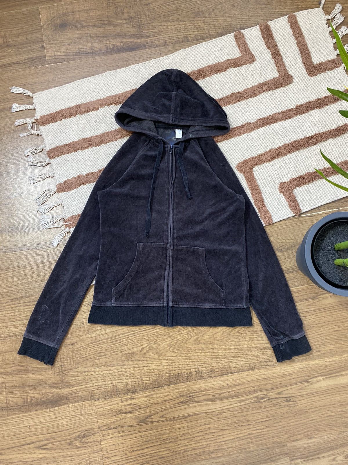 Cartoon Network VINTAGE HELLO KITTY VELOUR TRACKSUIT SET HOODIE/PANTS Size M / US 6-8 / IT 42-44 - 6 Thumbnail