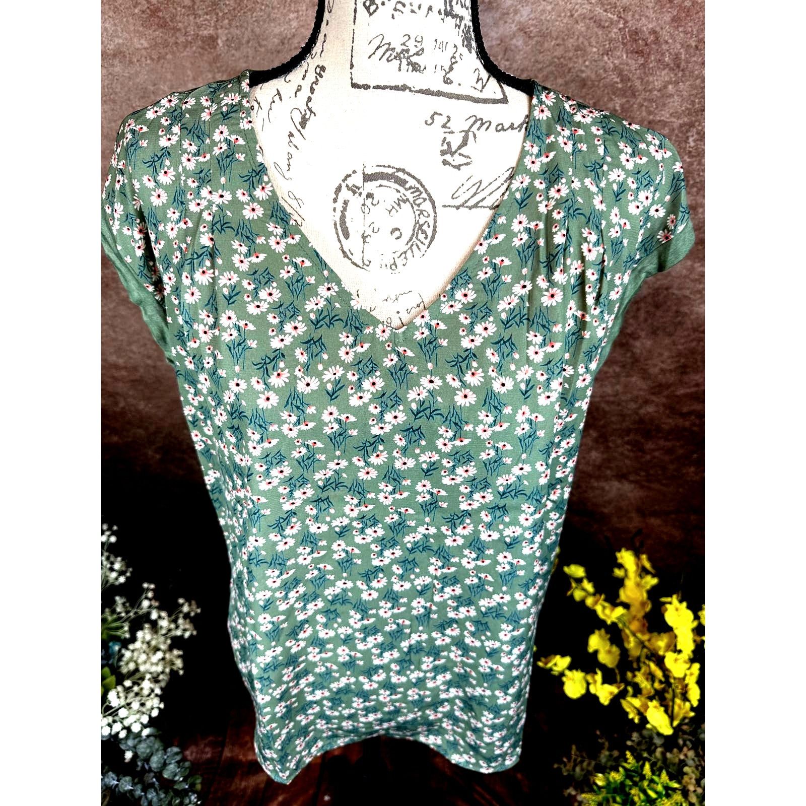 Other Papermoon Floral Front/Solid Button Back Blouse Green M Size M / US 6-8 / IT 42-44 - 3 Thumbnail