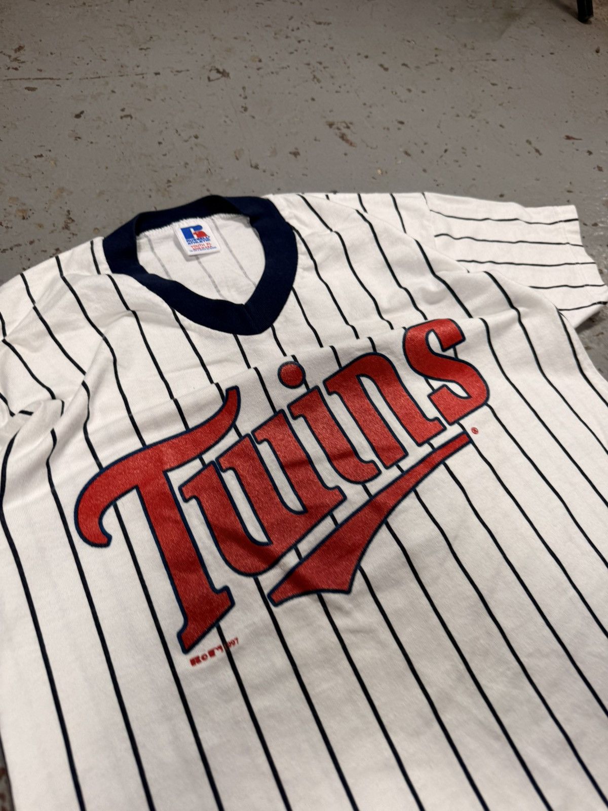 Vintage Vintage Russel’s Athletics 1997 Twins Baseball Pinstripe Tee Size US S / EU 44-46 / 1 - 3 Thumbnail