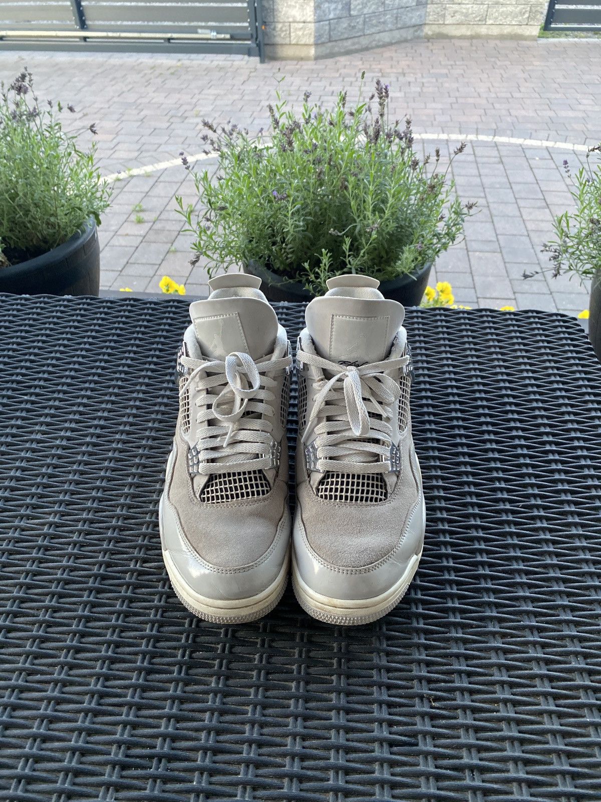 Jordan Brand Jordan 4 frozen moments Size US 9.5 / EU 42-43 - 6 Thumbnail