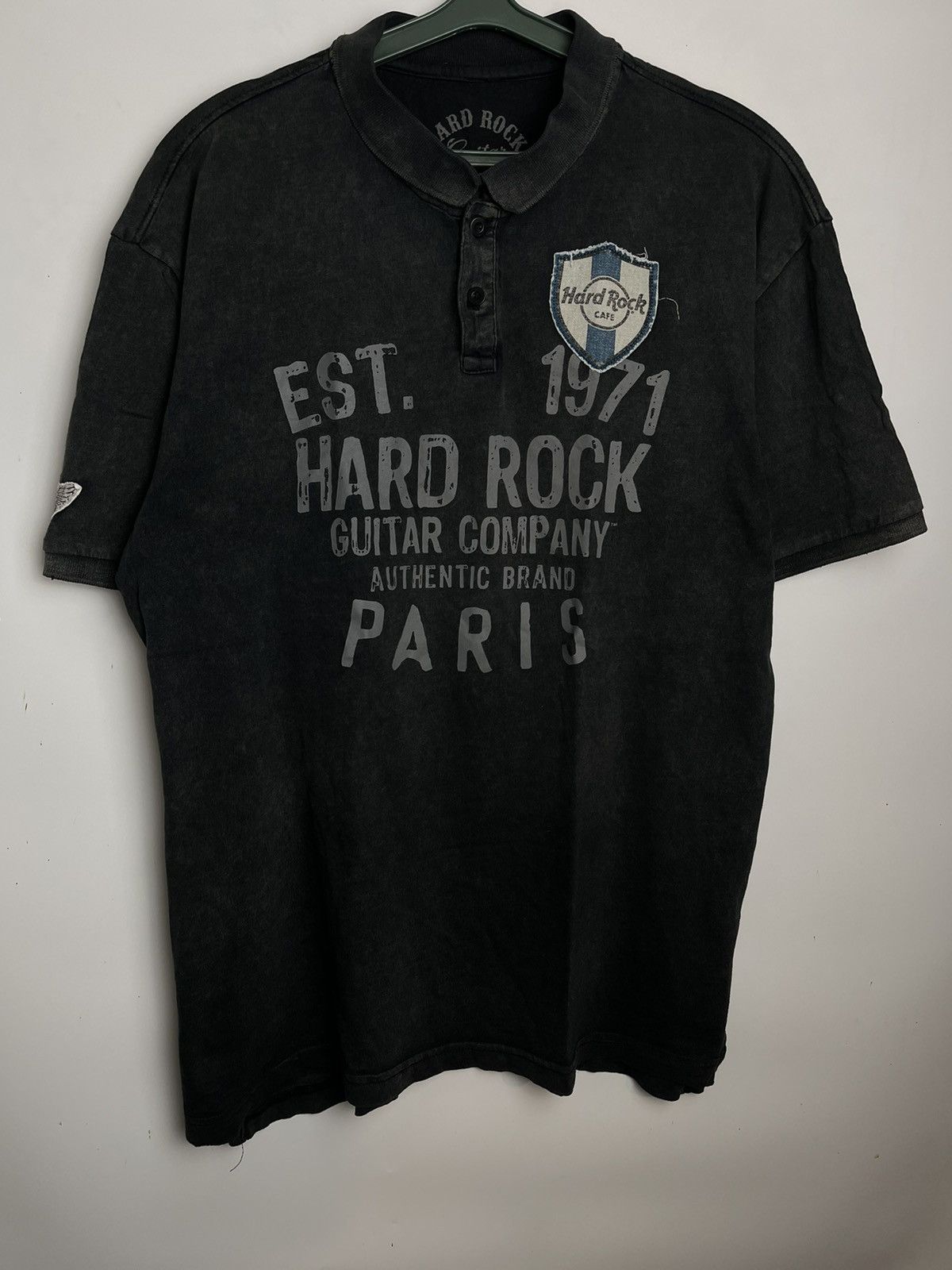 Hard Rock Cafe Vintage Hard Rock Cafe Paris Tee Guitar Company Size US L / EU 52-54 / 3 - 2 Thumbnail