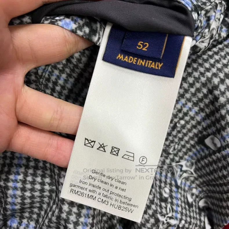 Louis Vuitton Louis Vuitton 26 Latest Reversible Hooded Drawstring Raind Size US L / EU 52-54 / 3 - 4 Thumbnail