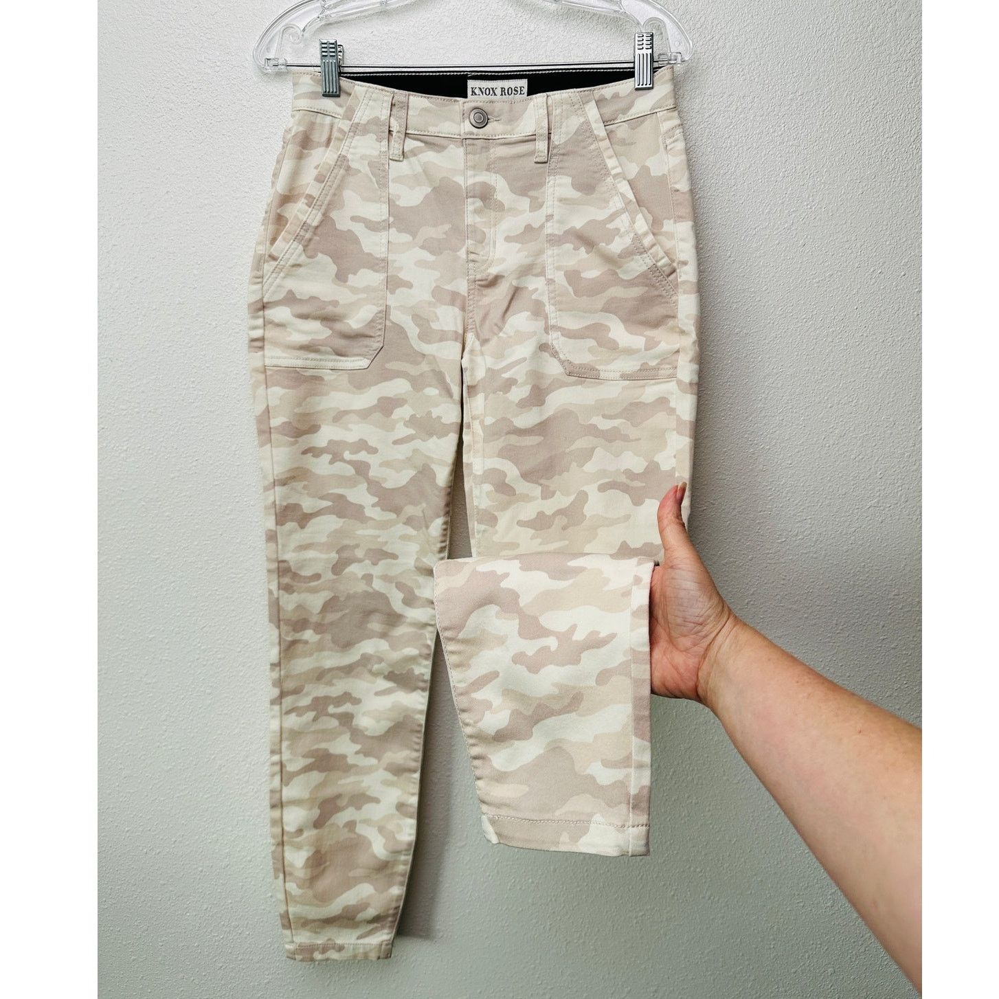 Other Knox Rose women’s camo ankle skinny pants beige 6 mid rise Size 28" / US 6 / IT 42 - 1 Thumbnail