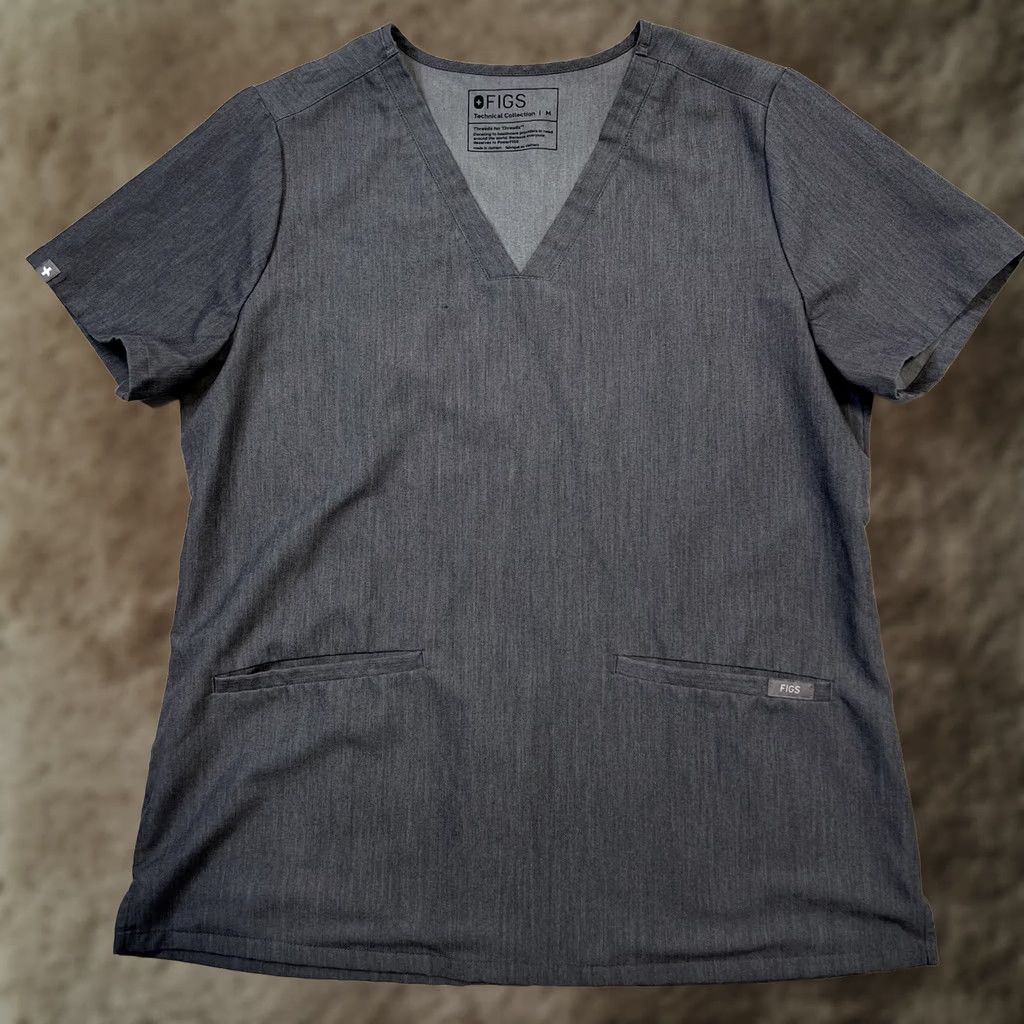 Vintage FIGS Casma Short Sleeve Scrub Top Gray Womens M 3 Pocket FW1100 Scrub Top Size M / US 6-8 / IT 42-44 - 1 Thumbnail