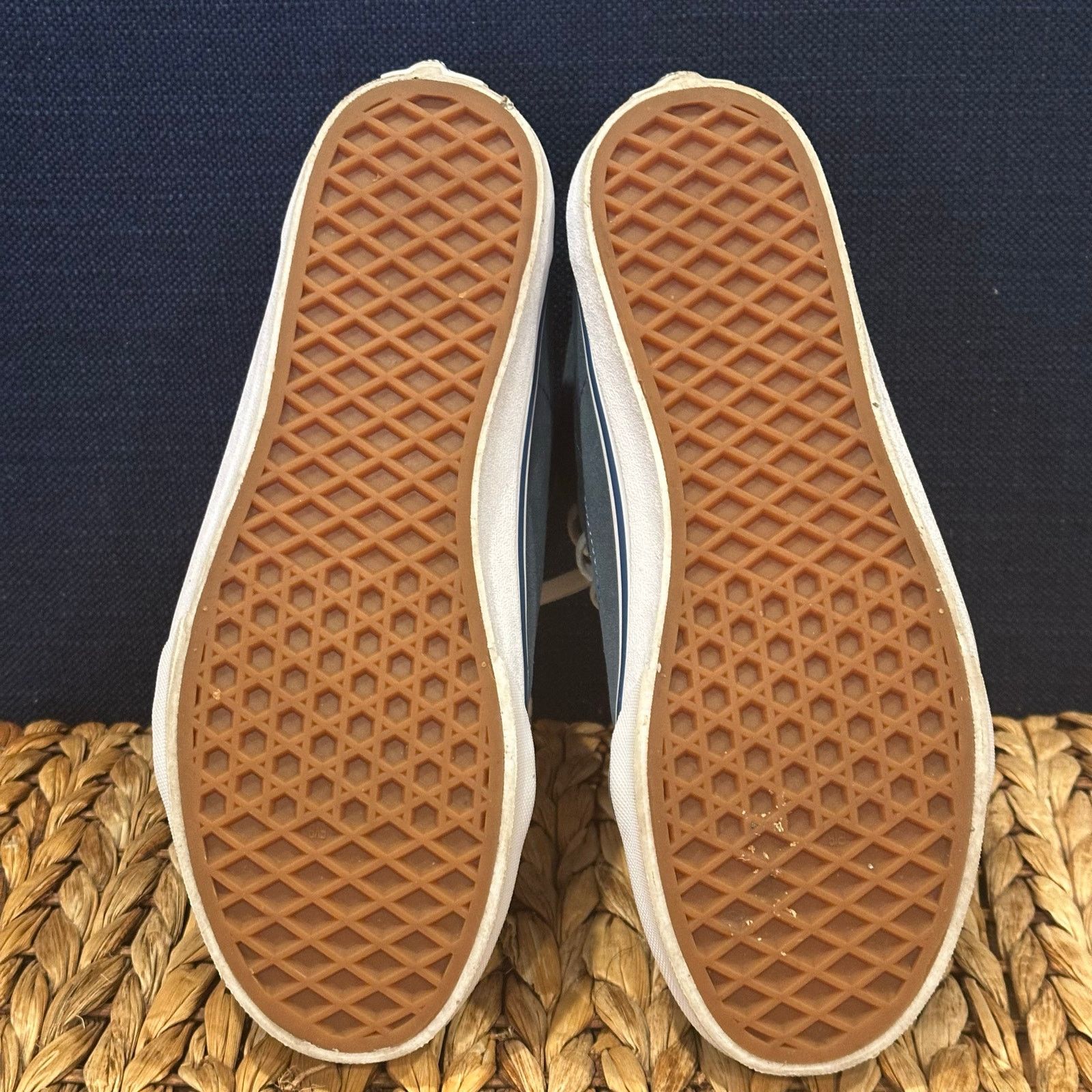 Vans Harry Potter Vans sz 7 Y Hogwarts Metallic Sneakers Sk8-Hi Size US 8 / IT 38 - 4 Thumbnail
