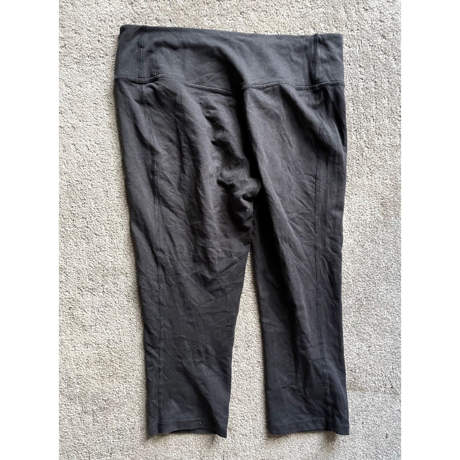 Nike Nike Dri-Fit Capri Tights Athletic Pants Womens Medium Black Soli Nike Dri-Fit Be Fast Capri Tights 669741-010 Activewear, Capri, Women, Size M, Black Size 32" / US 10 / IT 46 - 3 Thumbnail