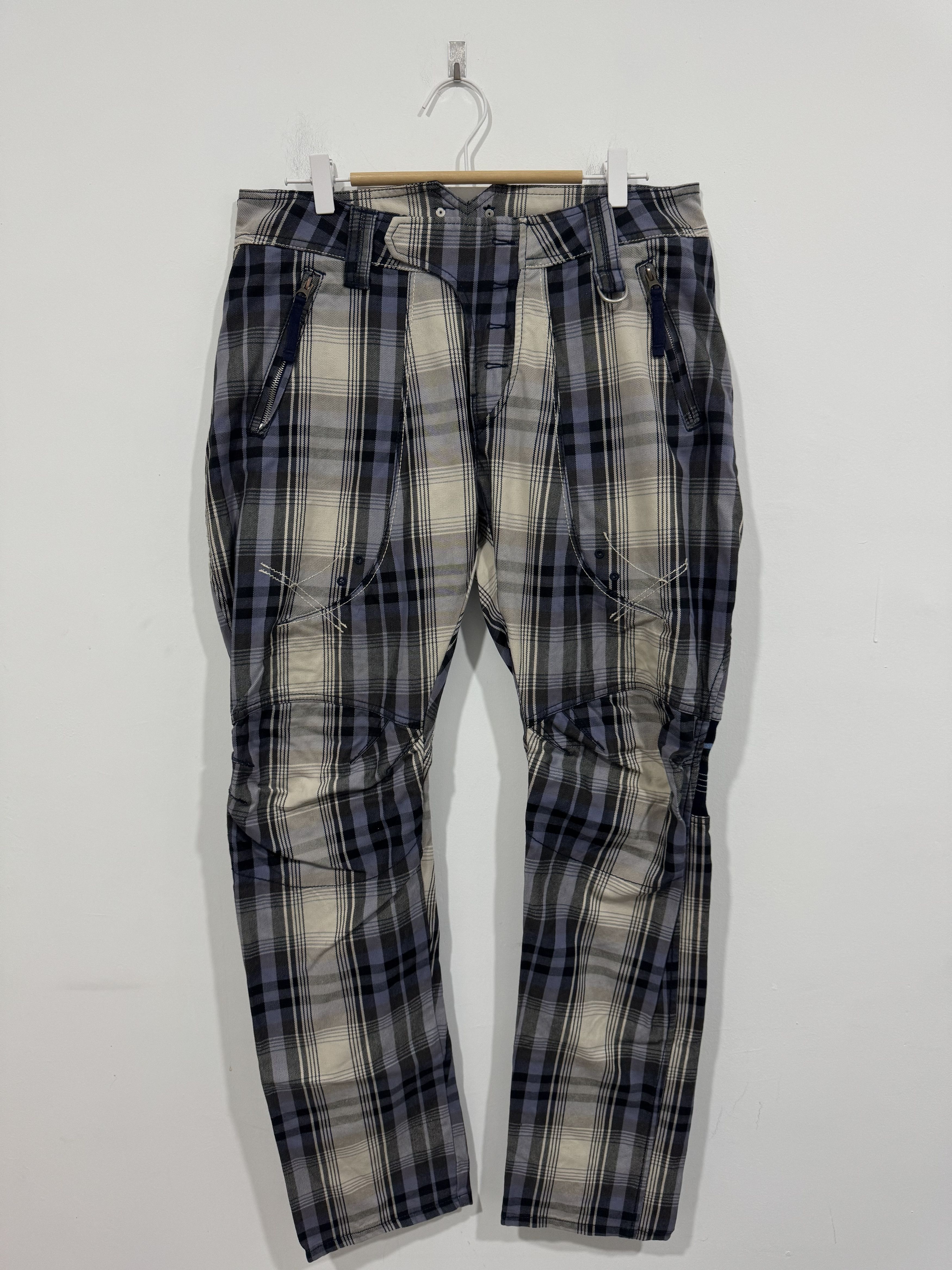 Marithe + Francois Girbaud Marithe + Francois Girbaud Tartan Jeans Size US 34 / EU 50 - 1 Thumbnail