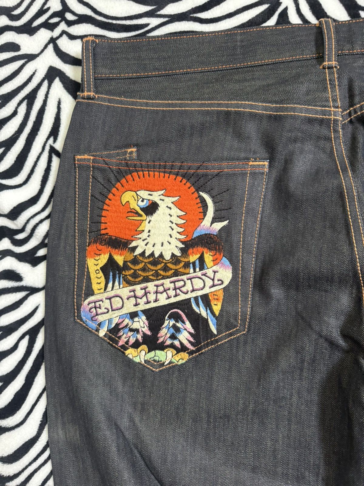 Ed Hardy Vintage Ed Hardy Embroidered Skull Y2K Style Baggy Jeans Size US 40 / EU 56 - 5 Thumbnail