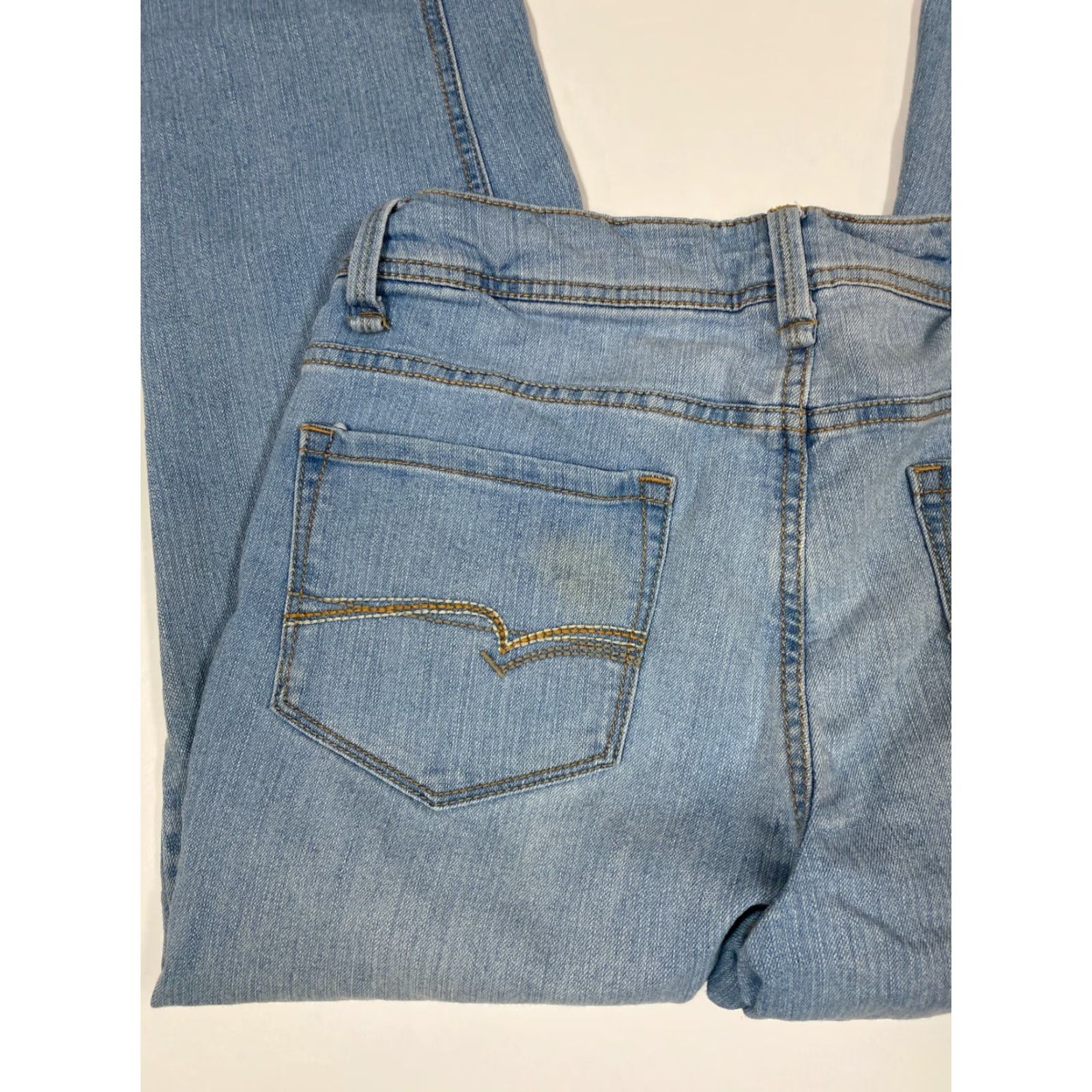 Faded Glory Faded Glory Jeans Womens 8 Blue Straight Light Denim Star Pockets Regular Retro? Size 30" / US 8 / IT 44 - 7 Thumbnail