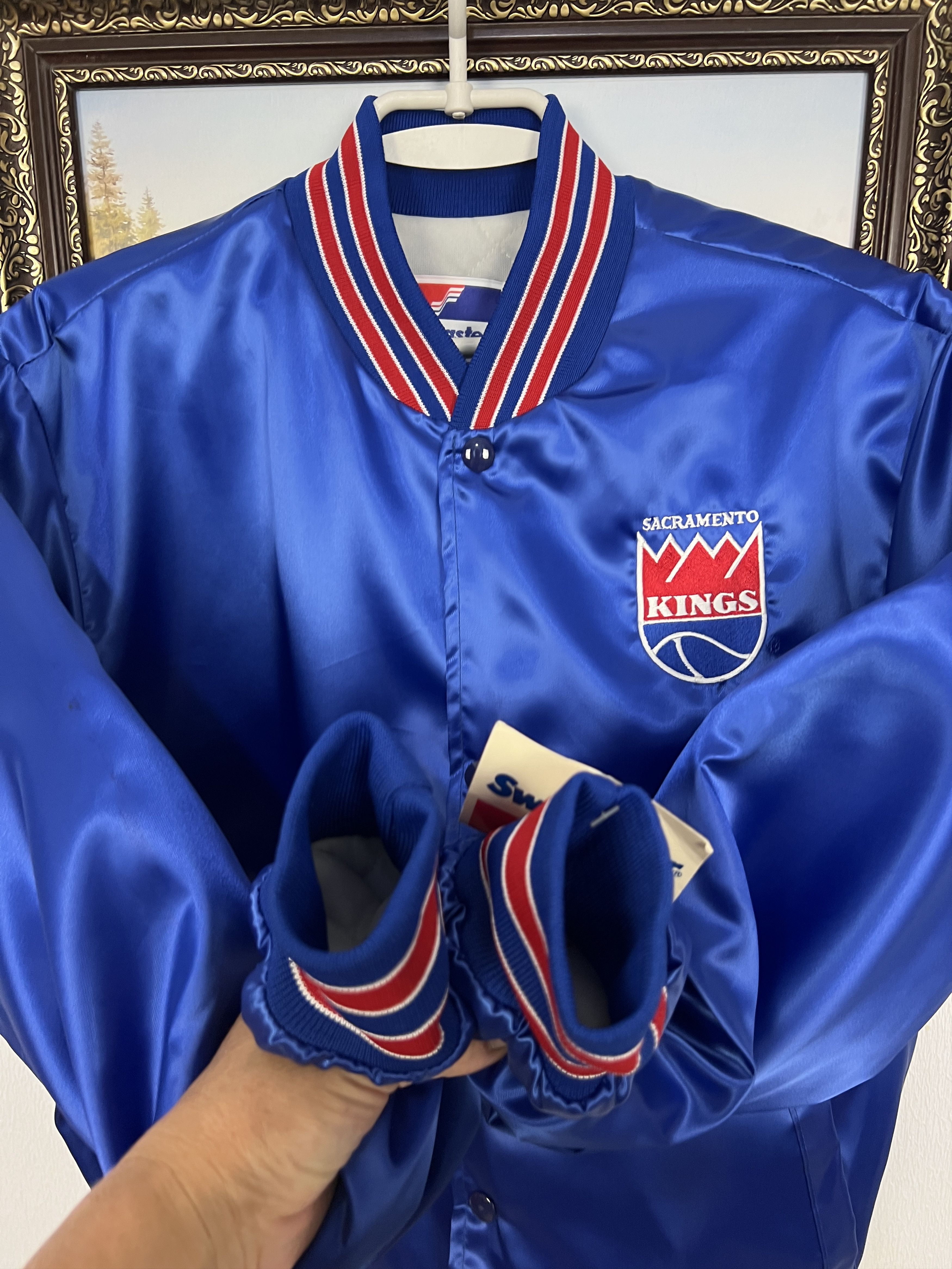 Swingster Vintage 80's Swingster Sacramento Kings NBA Blue Bomber Size US M / EU 48-50 / 2 - 6 Thumbnail