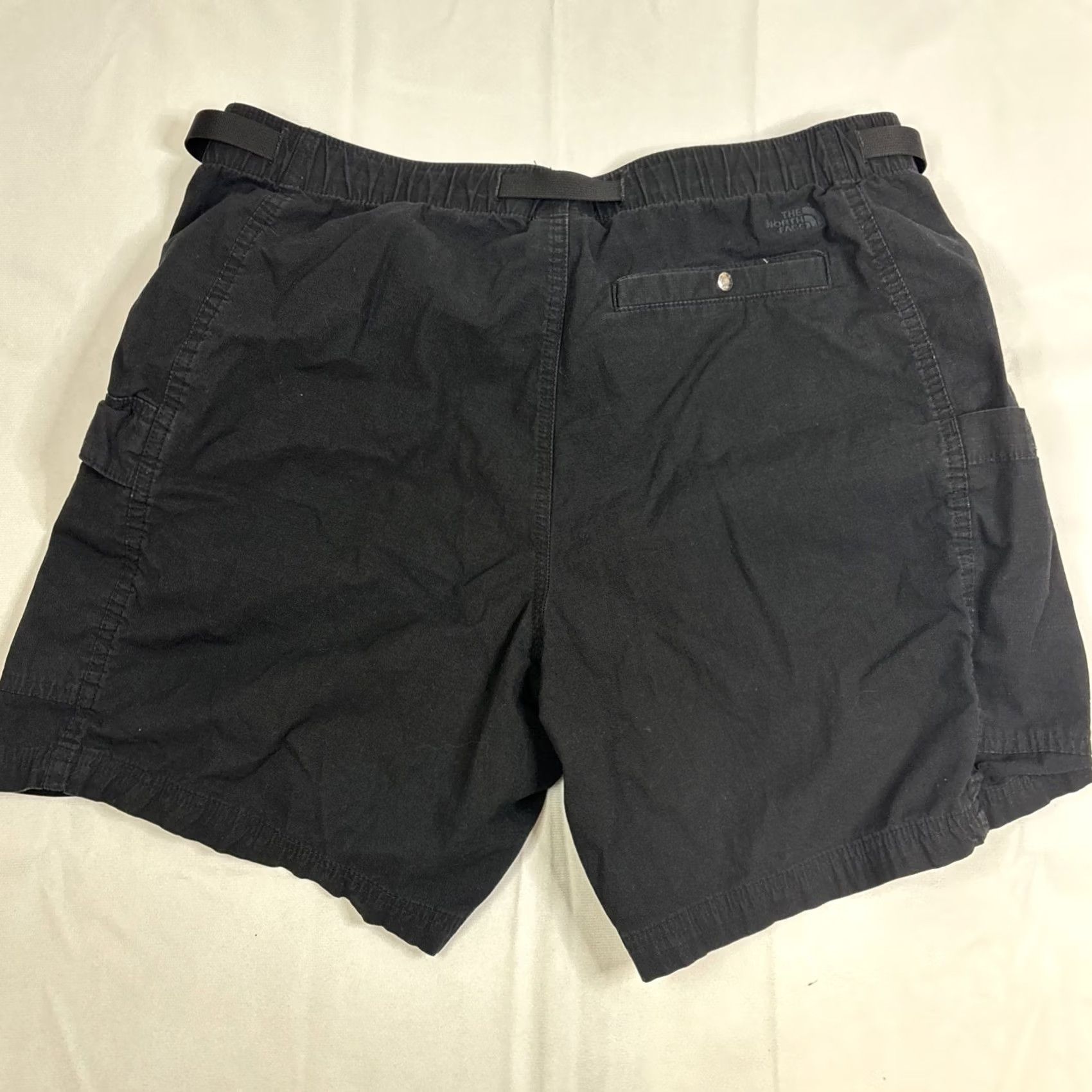 The North Face The North Face Hiking Shorts Men’s Large Black Built In Belt Snap Pockets Cargo Pockets Mens L Black Size US 33 - 7 Thumbnail