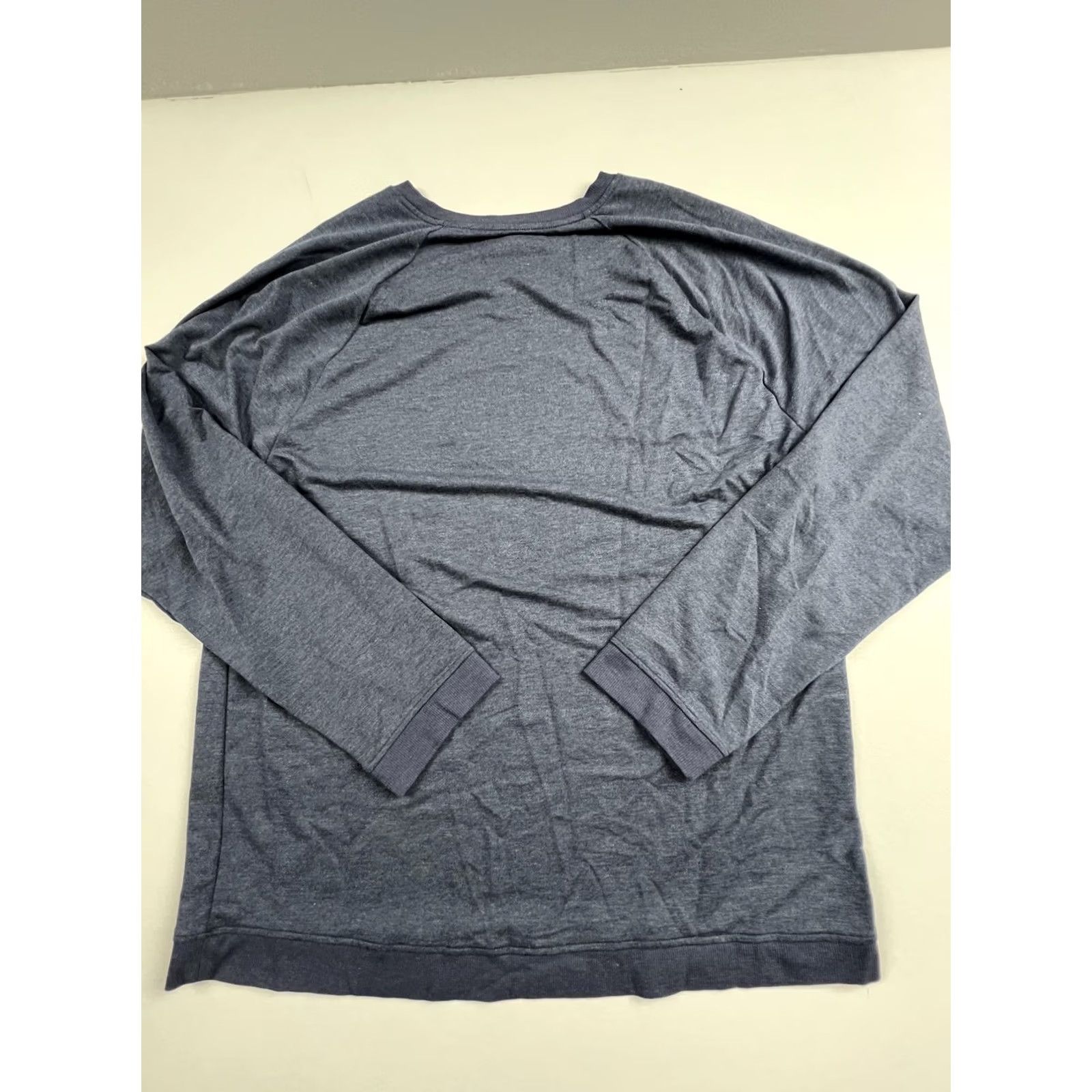 Tommy Bahama Tommy Bahama Sweater Mens Large Blue V Neck Cotton Lightweight Knit Pullover Size US L / EU 52-54 / 3 - 2 Thumbnail