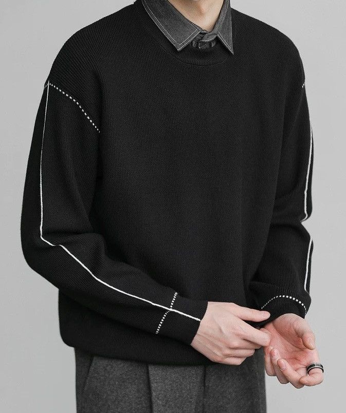 Cleanfit retro cross contrast thread layered collar sweater