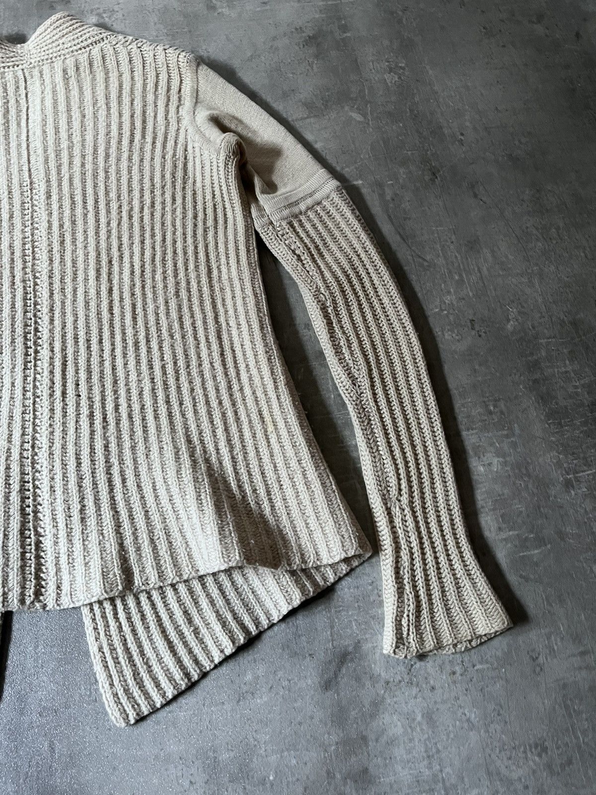 Rick Owens Rick Owens Queen F/W 04 wool beige sweater Size L / US 10 / IT 46 - 9 Thumbnail