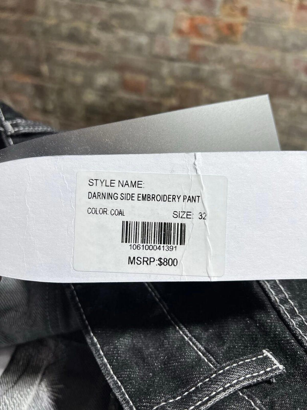 Who Decides War Who Decides War Black Darning Jeans Sz. 32 Size ONE SIZE - 4 Thumbnail