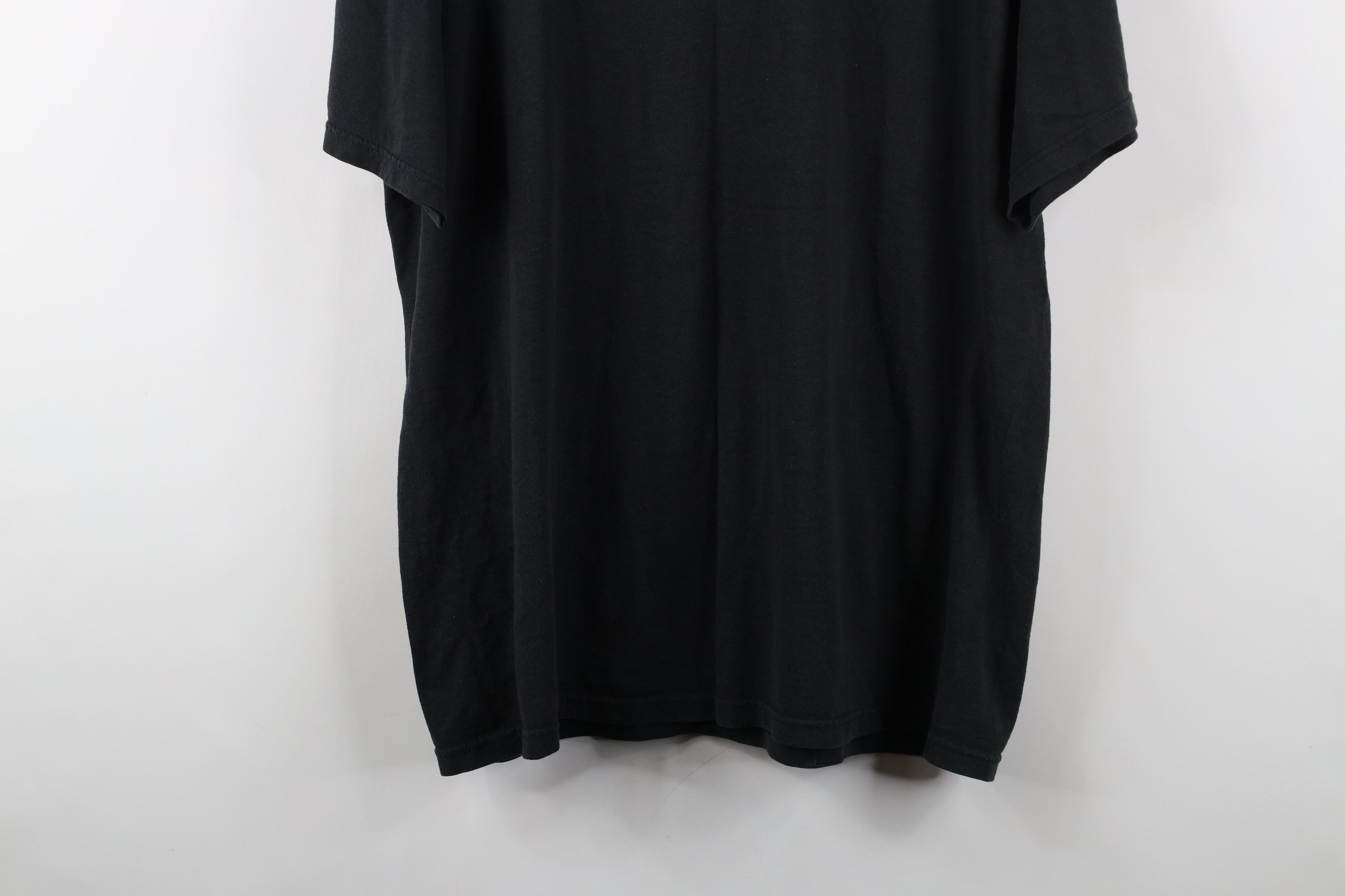 Vintage Vintage 90s Streetwear Pocket Short Sleeve T-Shirt Black Size US L / EU 52-54 / 3 - 13 Thumbnail