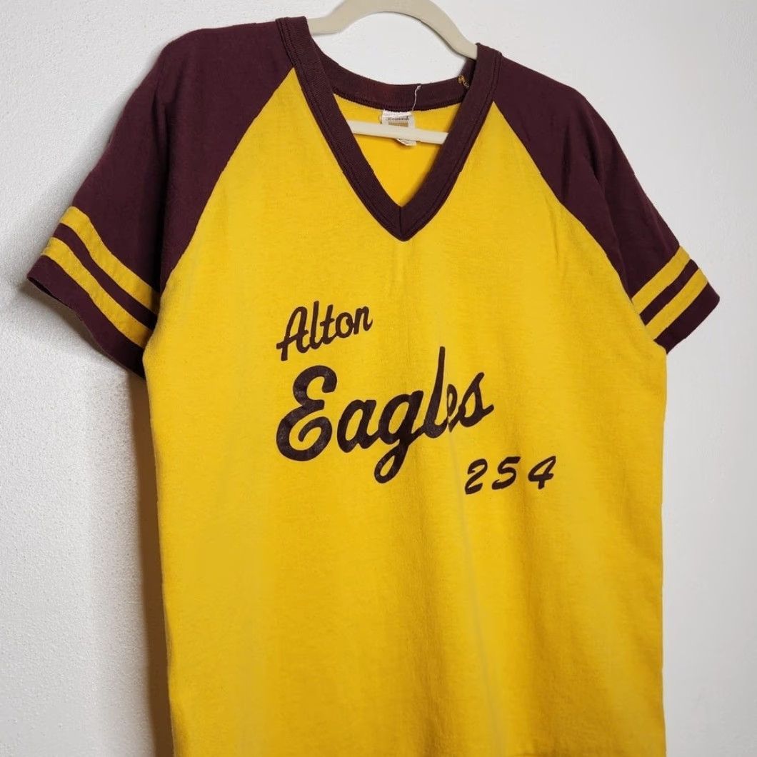 Vintage VINTAGE Alton Eagles Club Troop Ringer Bomark Large Mens Shirt Size US L / EU 52-54 / 3 - 2 Thumbnail