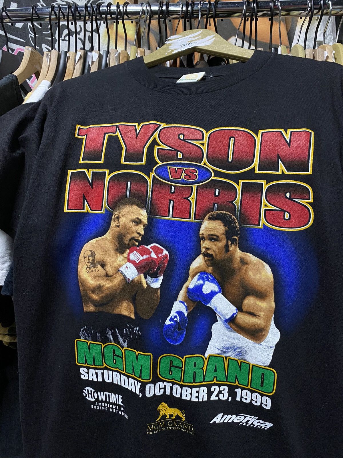 Vintage Vintage 90’s Mike Tyson vs Morris Boxing Tee Shirt Medium Size US M / EU 48-50 / 2 - 5 Thumbnail