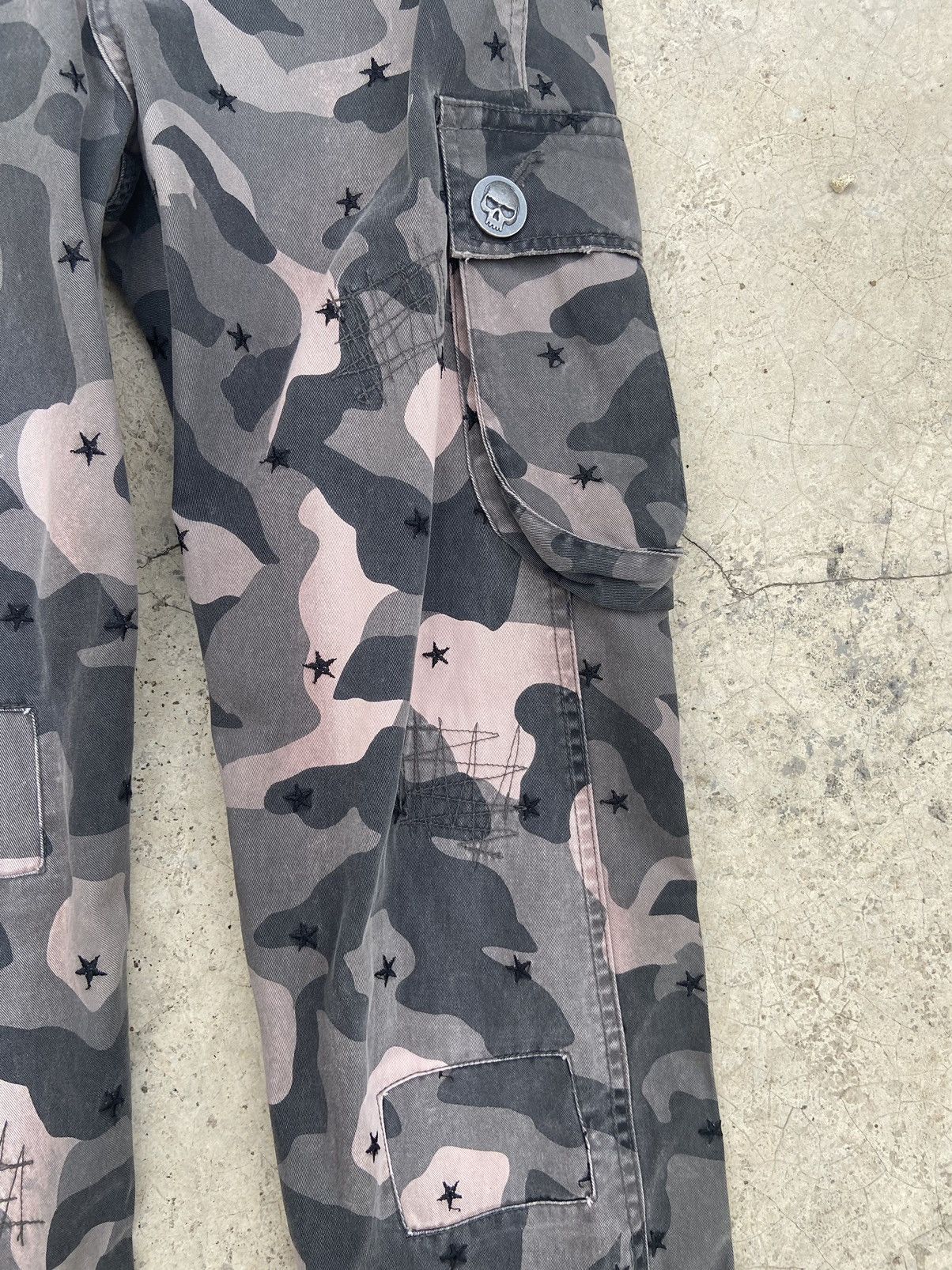 Beauty Beast × If Six Was Nine Candy Stripper cargo pants camoflauge patchwork Size US 32 / EU 48 - 4 Thumbnail