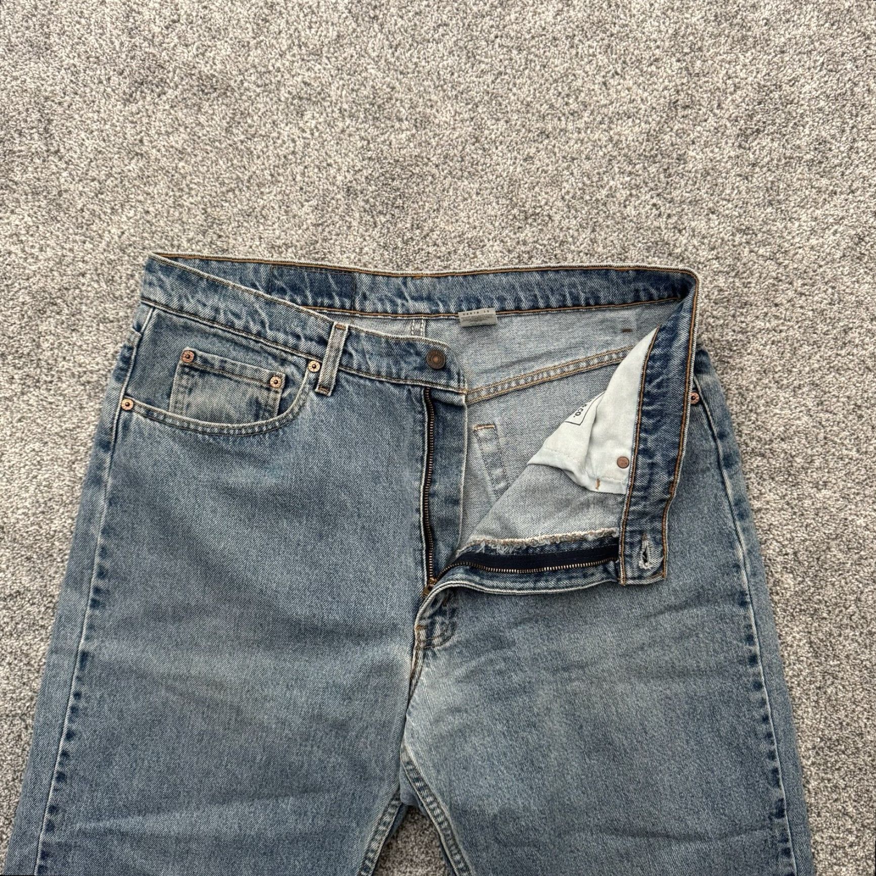 Levi's VINTAGE Levi's 550 Jeans Mens 38X30 Baggy Straight Skater Streetwear 90s Grunge Relaxed Fit Denim Blue Mens Size US 38 / EU 54 - 6 Thumbnail