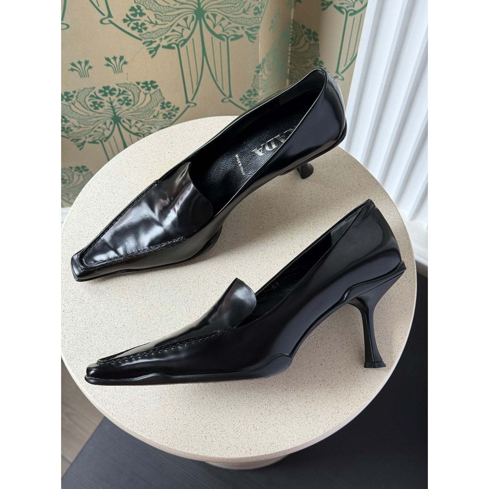 Prada 2000 Prada Black Square Toe Patent Leather Loafers Heels 41 Size US 10 / IT 40 - 2 Thumbnail
