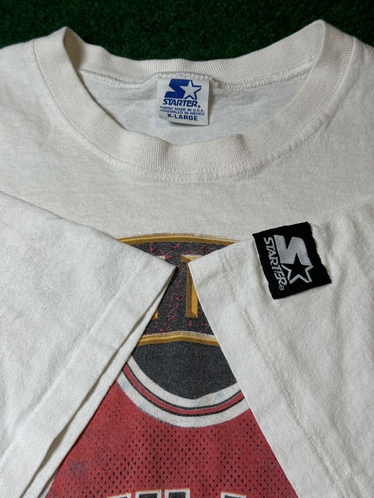 Starter × Vintage Vintage 90s Chicago Bulls 1996 NBA Champions Starter T Shirt Size US XL / EU 56 / 4 - 4 Thumbnail