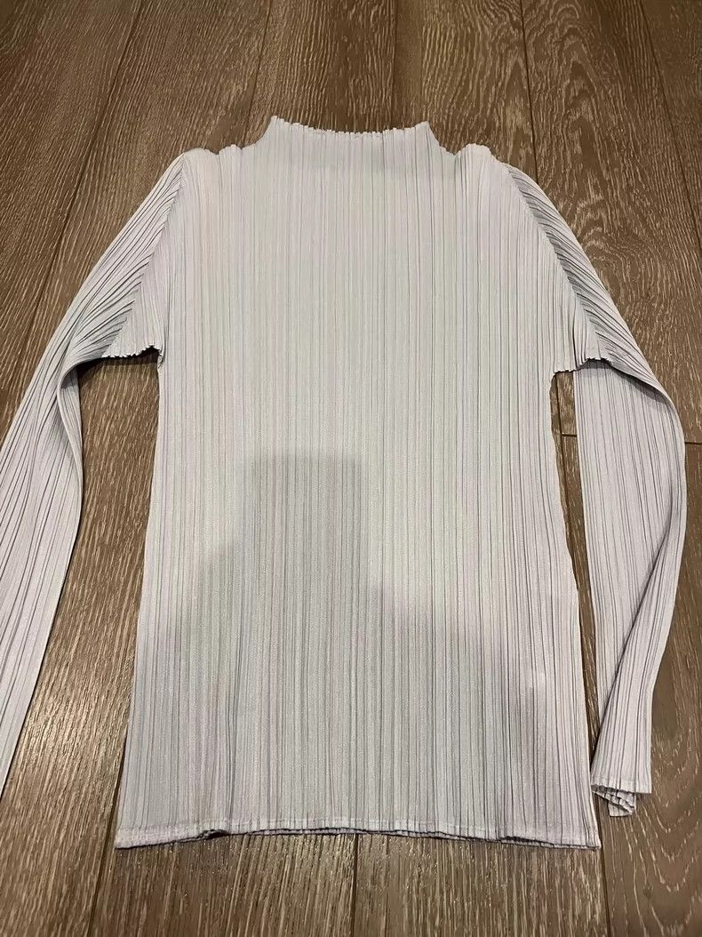 Issey Miyake Issey Miyake size:4 Light grey pleated coat Size M / US 6-8 / IT 42-44 - 1 Thumbnail