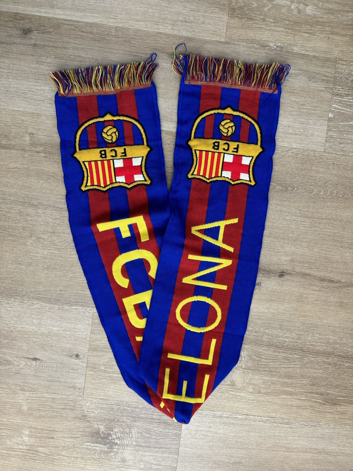 Custo Barcelona OFFICIAL FC BARCELONA TASSELED SUPPORTER SCARF RED/BLUE Size ONE SIZE - 2 Thumbnail