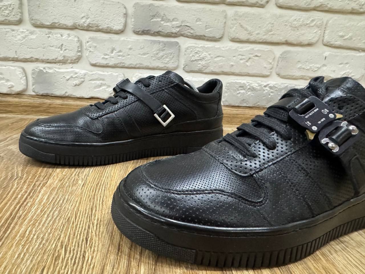 1017 ALYX 9SM 1017 ALYX 9SM Black Leather Buckle Sneakers Size US 8.5 / EU 41-42 - 5 Thumbnail