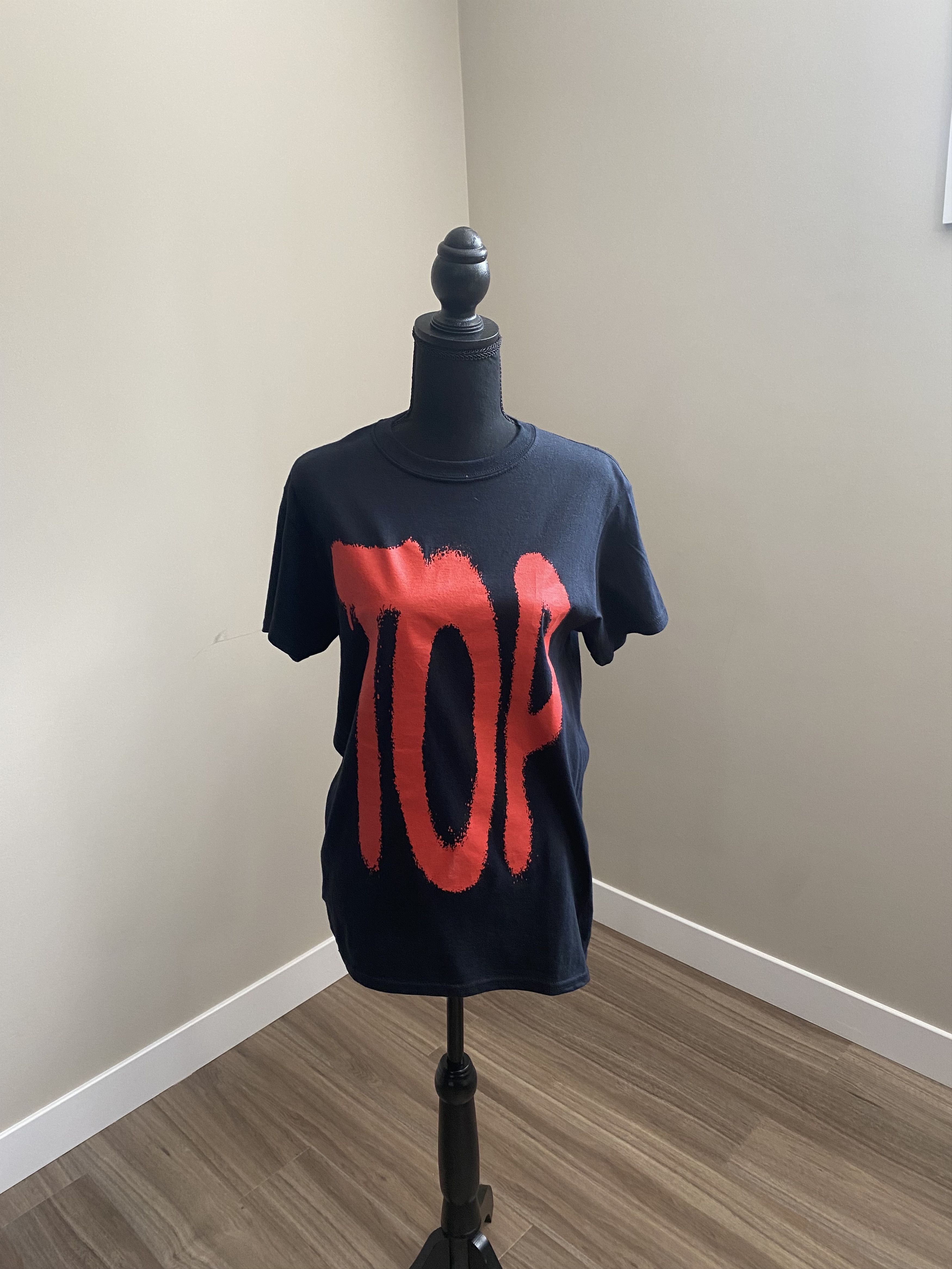 VLONE x YoungBoy NBA TOP outlet Red on Black T-shirt