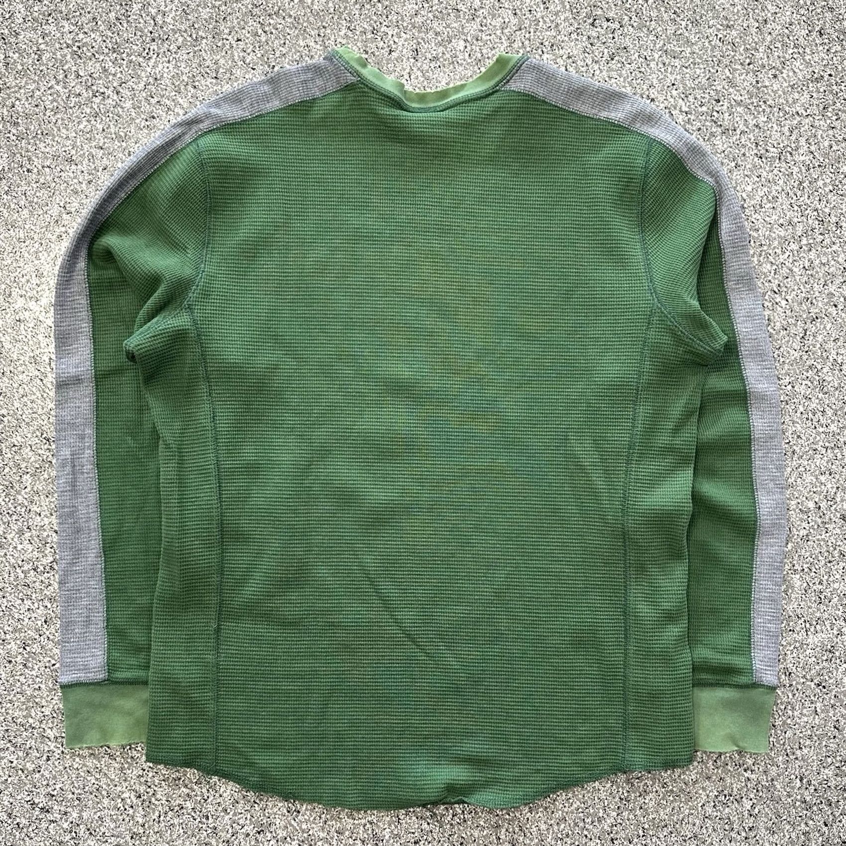 Nike VINTAGE Nike Michigan State Spartans Thermal LS Shirt Mens L Green Center Swoosh Size US L / EU 52-54 / 3 - 7 Thumbnail