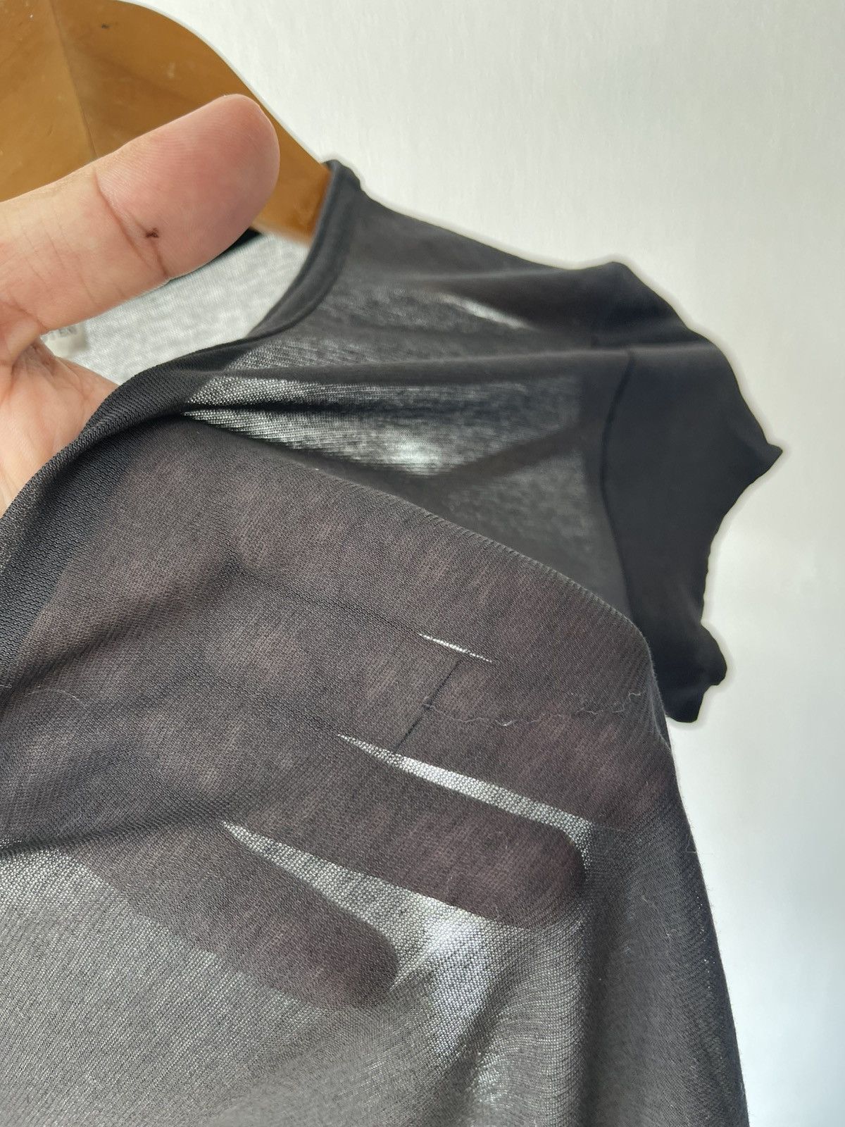 Dries Van Noten Dries Van Noten Mesh Tee Size US XS / EU 42 / 0 - 5 Thumbnail