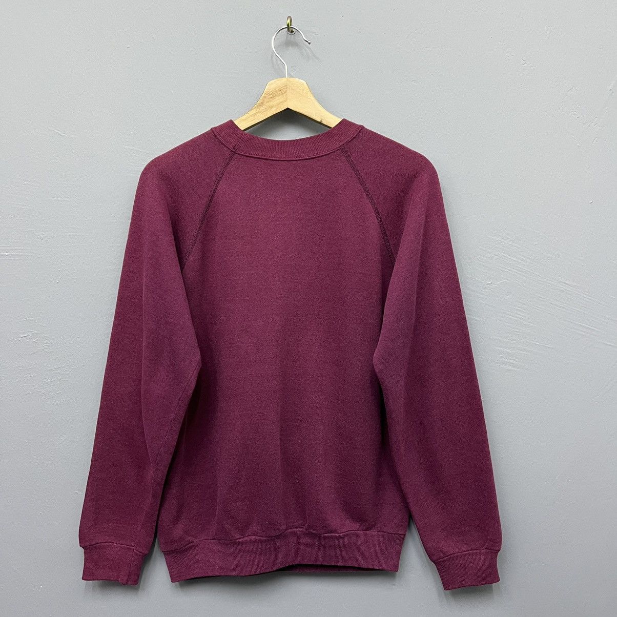 Hanes × New Balance Vintage 80s New Balance Crewneck Sweatshirt Size US M / EU 48-50 / 2 - 2 Thumbnail